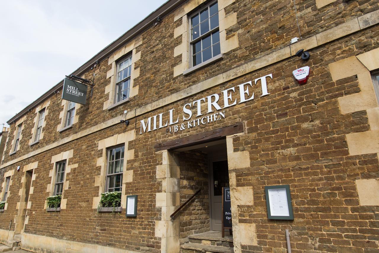Mill Street Pub & Kitchen Bed & Breakfast Oakham Bagian luar foto